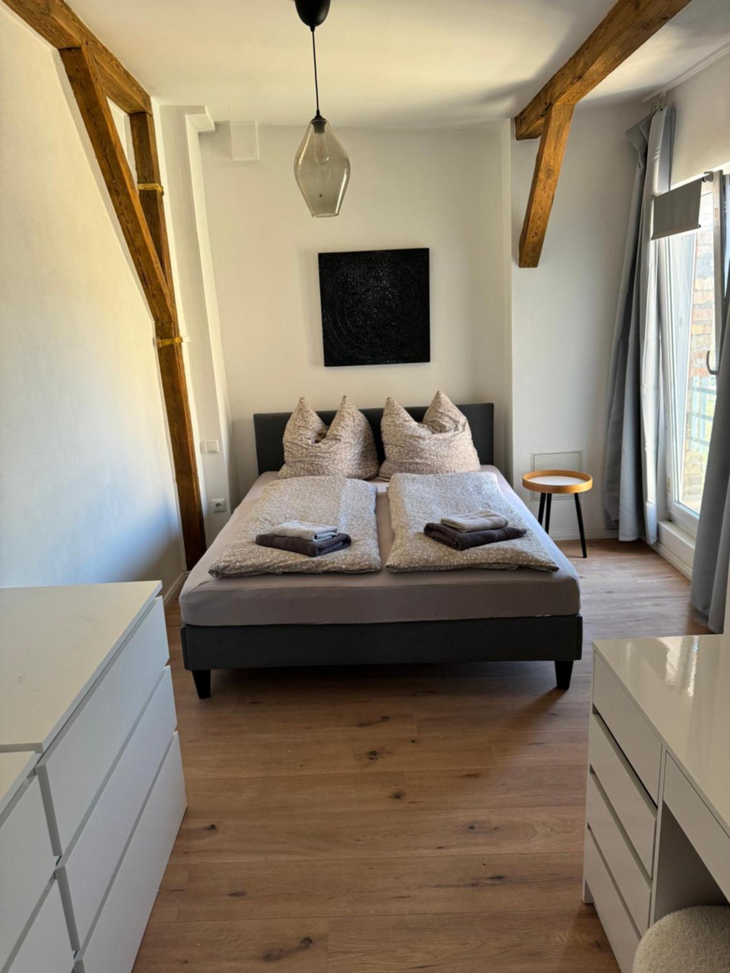 Appartement "Nina"Im Dachgeschoss, Inklusive Parkplatz Halle  Ngoại thất bức ảnh