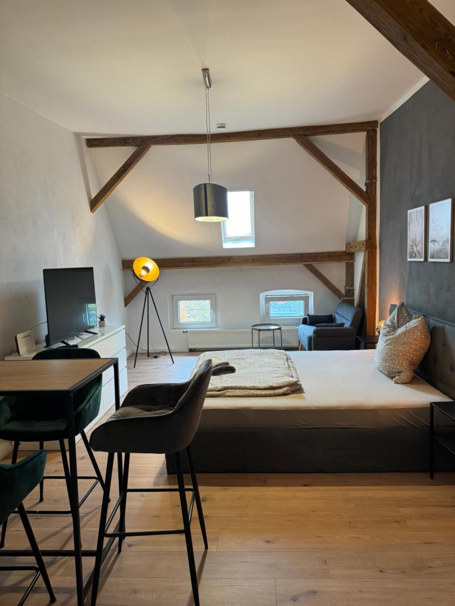 Appartement "Nina"Im Dachgeschoss, Inklusive Parkplatz Halle  Ngoại thất bức ảnh